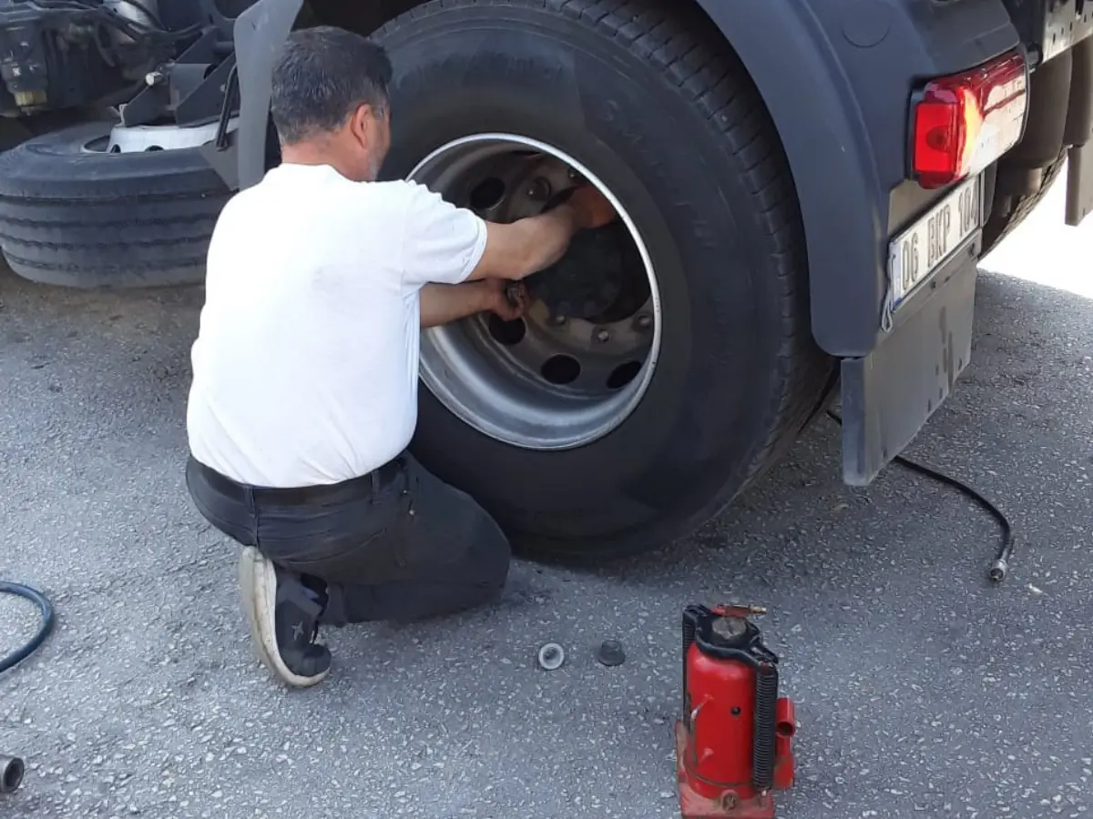 Kemer Oto Lastikçi